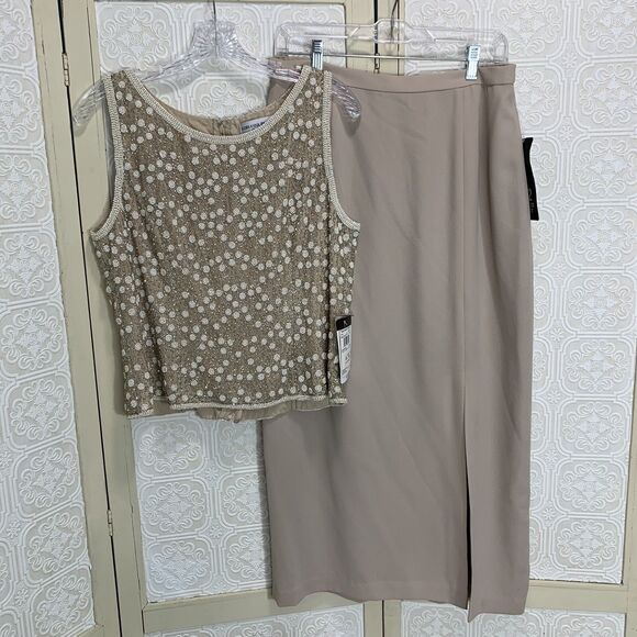 Adrianna Papell Occasions Women's 12 Silk Beaded Top Skirt 2pc NWT $146 FLAW - Picture 1 of 16